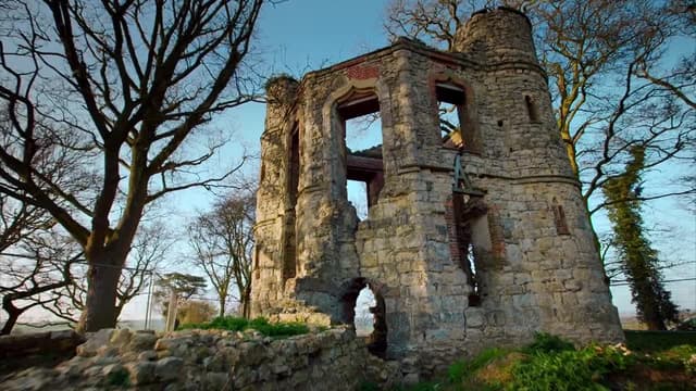 S16:E01 - Aylesbury Vale