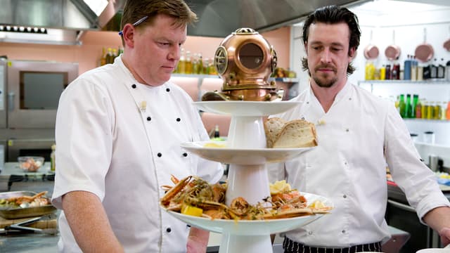 S06:E28 - Scotland Main