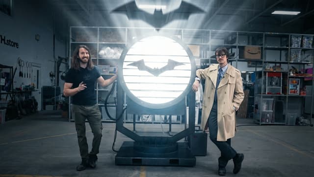 S01:E05 - We Built a Giant Bat Signal