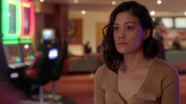 T04:C01 - S04:E01 - Turning