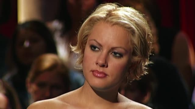 S03:E10 - The Women Tell All