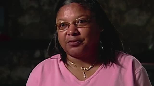 S02:E10 - Disaster on the Job