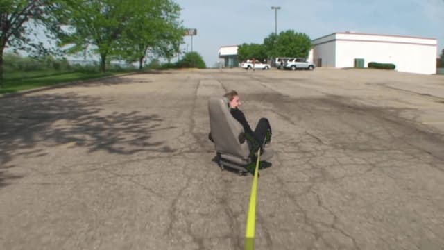 S01:E13 - Yellow Brake Road