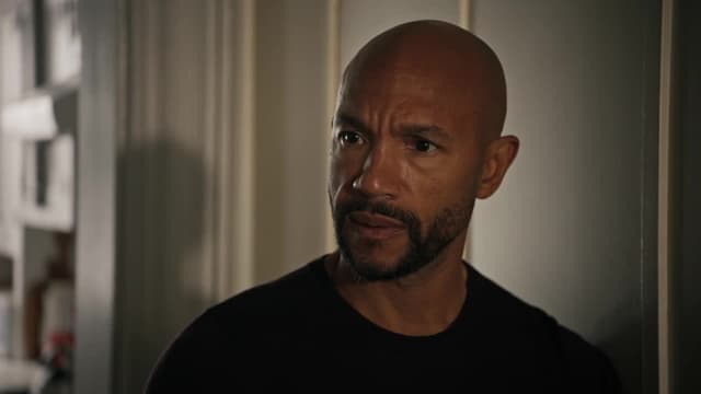 S02:E15 - Hard Money