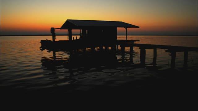 S02:E07 - Deadly Skies