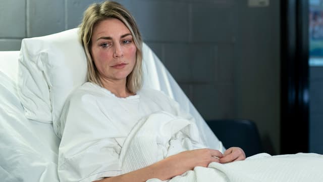 S08:E17 - Collateral