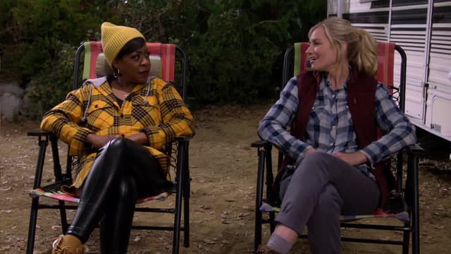 S01:E18 - Welcome to the Camping Trip