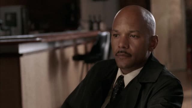 S02:E03 - A Man Underground