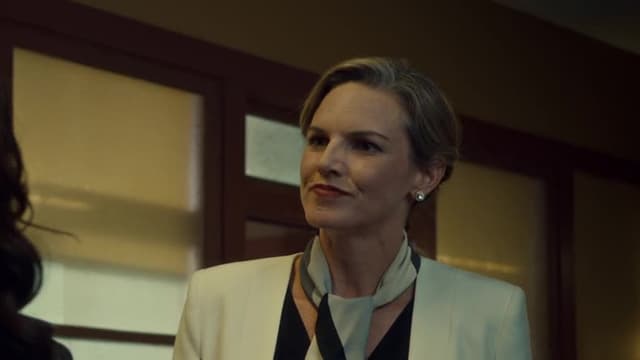 S02:E02 - Shed Your Skin