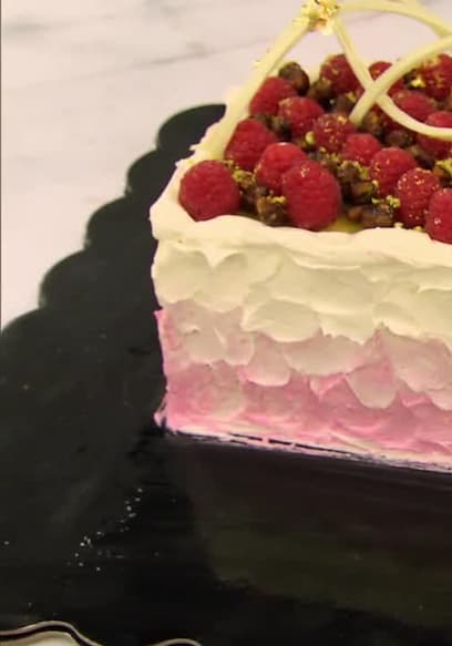S02:E05 - Magnificent Meringue poster