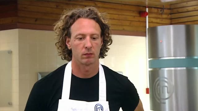 S04:E32 - Episode 32