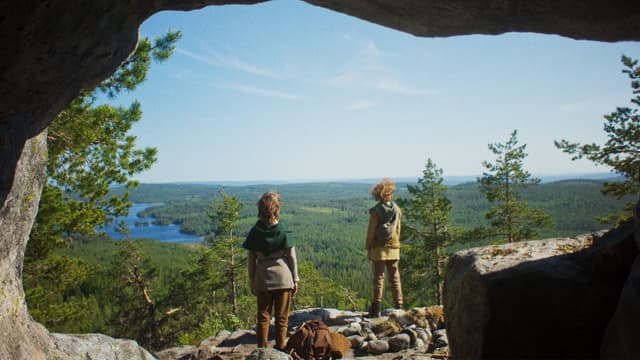 S02:E03 - Bear Cavern