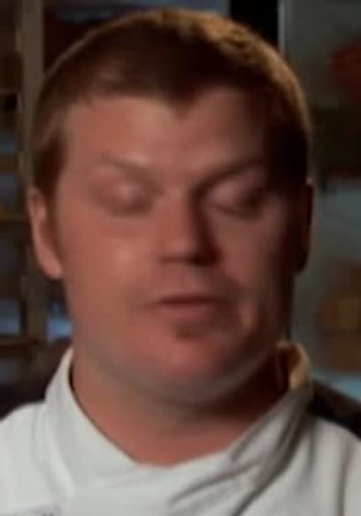 S08:E13 - 4 Chefs Compiten (Pt. 1) poster