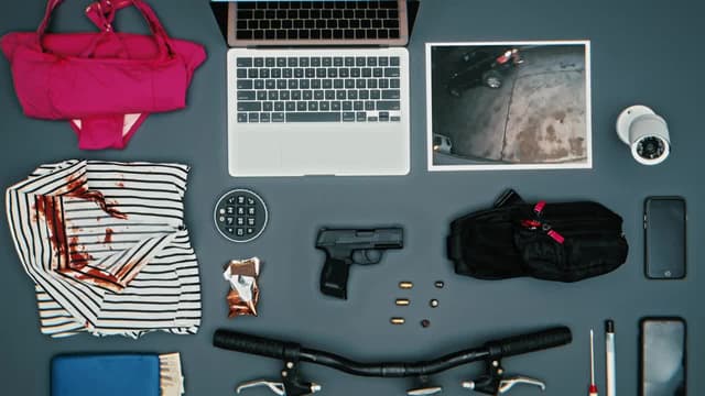 S01:E05 - Unhappy Trails