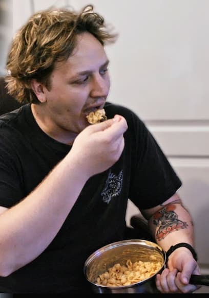 S01:E07 - I've Eaten Only Mac & Cheese for the Past 17 Years, Here's Why poster
