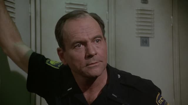 S04:E10 - A Time to Mourn