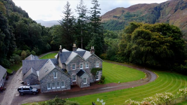 S02:E03 - Scottish Seafood Safari (Pt. 1)