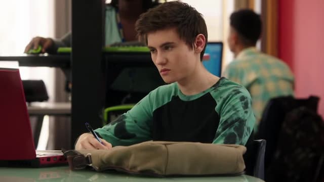 S14:E363 - (You Drive Me) Crazy