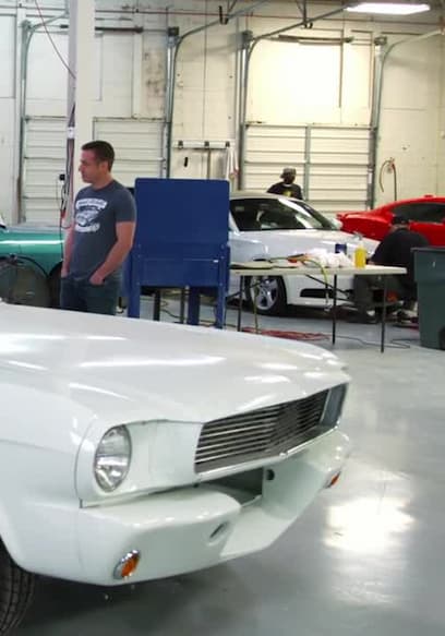 S01:E01 - A Mustang's Twists and Turns poster