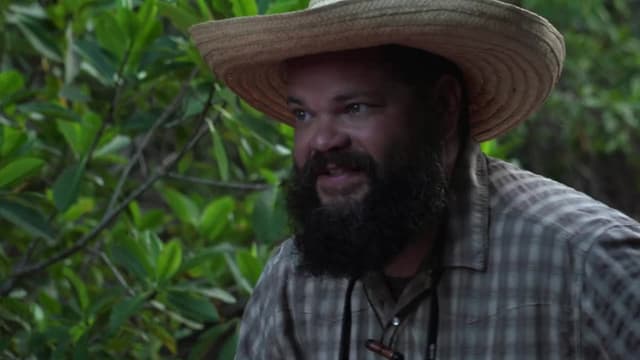 S01:E09 - Tacos and Tarpon