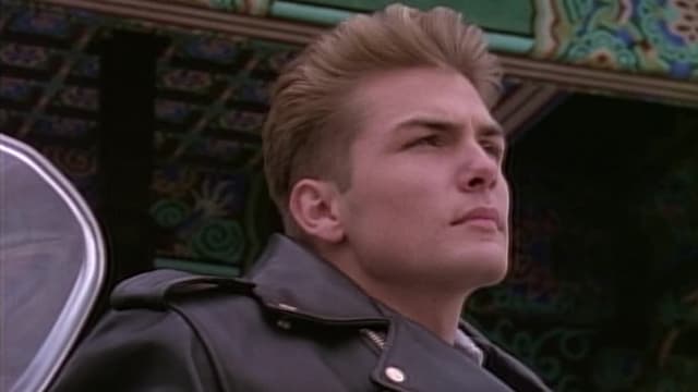 S02:E01 - Mutant Mutiny