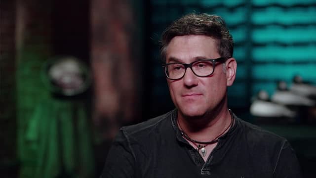 T03:C10 - S03:E10 - Hurricane Ghost and Exeter UFO