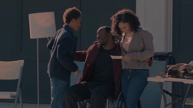 S01:E03 - Life Is…