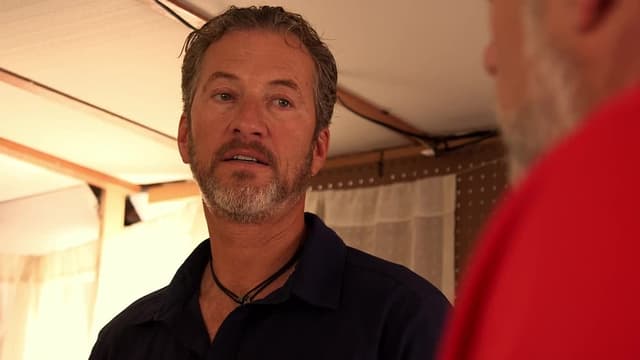 S02:E02 - Hunt for the Gold Table