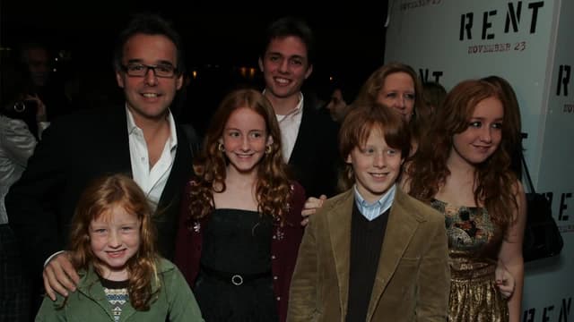 S01:E02 - A Race to the Finish