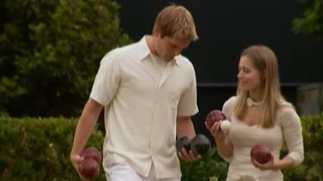 S04:E04 - Rachel vs. Andrea: Episode 4