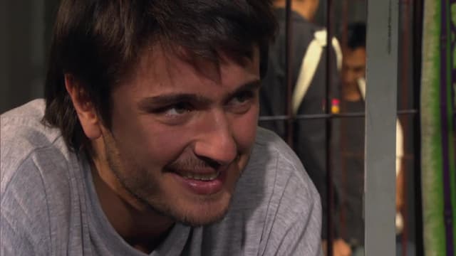 S01:E53 - Capítulo 53