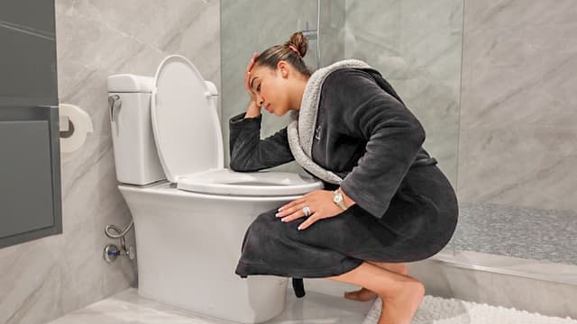 S01:E20 - Riss Wakes Up Feeling Nauseous Again, Leaving Us Wondering What's Really Going On.