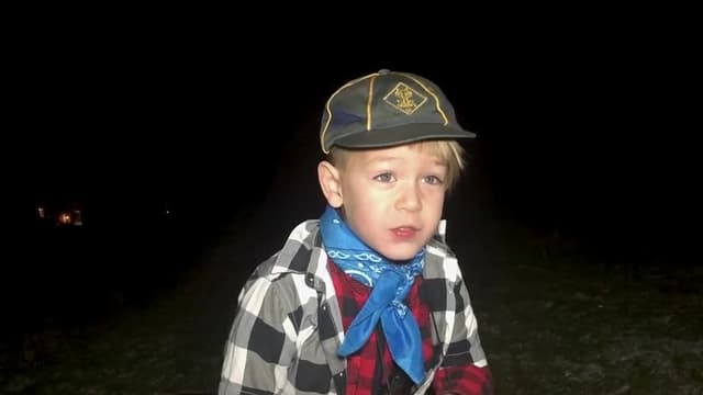 S01:E05 - The Sisterhood (And Brotherhood) of the Babbling Rants!