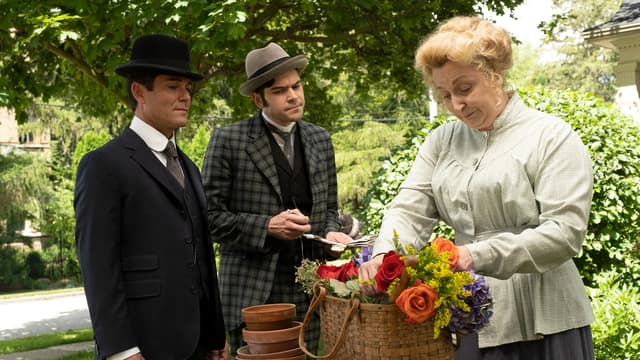 S13:E05 - Philately Fatality