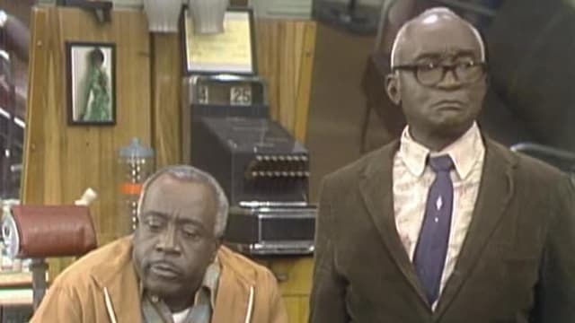 S01:E25 - Clifton and Politics