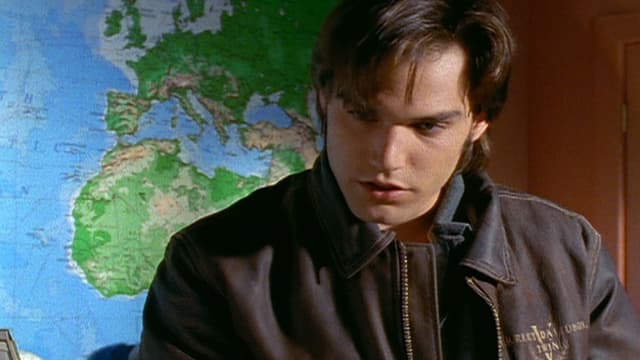 S01:E04 - Un Perfecto Desconocido