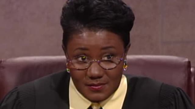 S01:E22 - Candy vs. Daryl