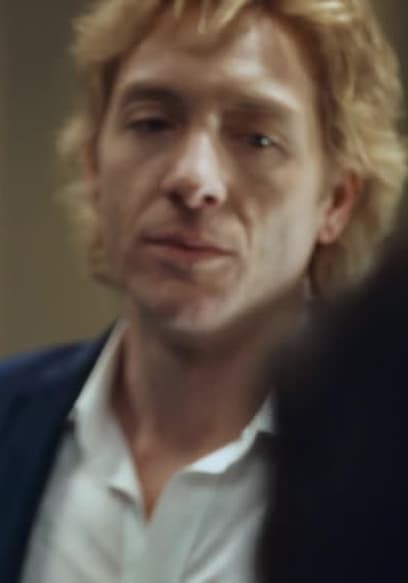S01:E09 - Huxley, We Have a Problem poster