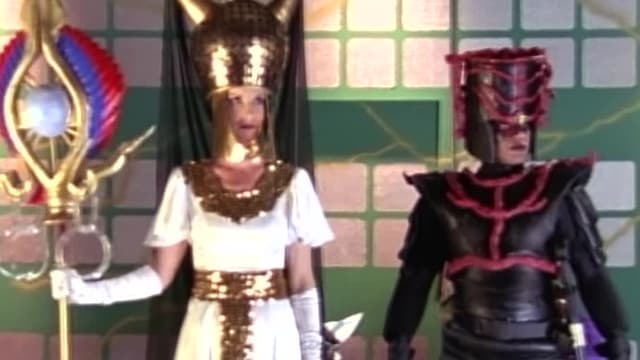 S02:E19 - New World Order