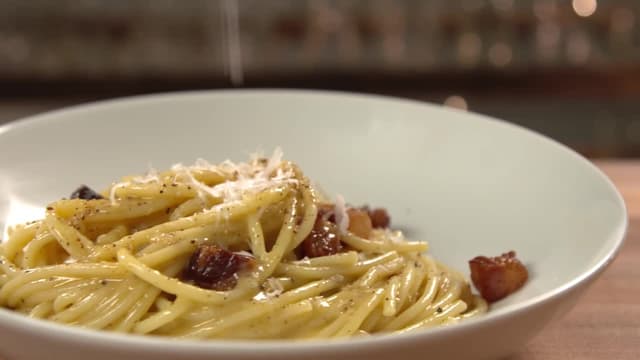 S15:E15 - Saucy Italian-Inspired Dinners