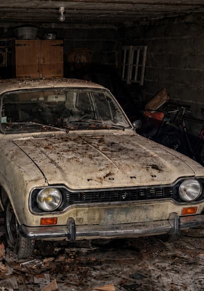 S01:E04 - A Forgotten Home With a Mk1 Ford Escort Inside poster