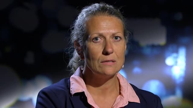 S04:E06 - Sólo el ADN puede decir - Angélique Dumetz