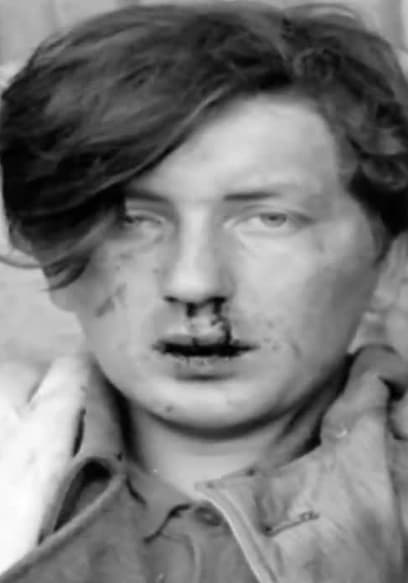 S01:E02 - Embedded 45 - Shooting War in Germany 2 poster