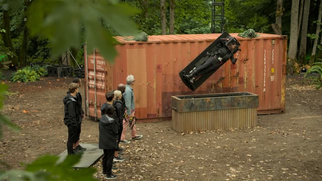 S01:E08 - Human Claw