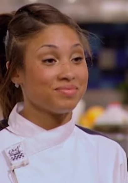 S09:E13 - 5 Chefs Compete (Pt. 1) poster