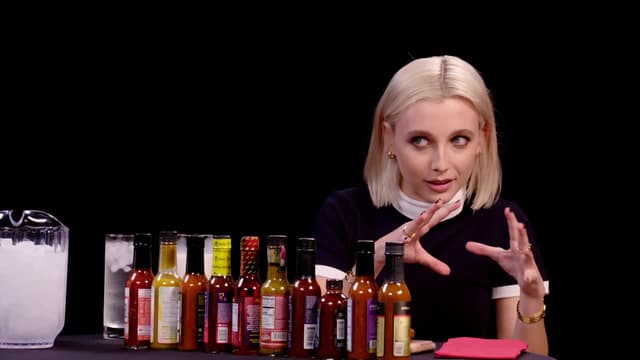 S19:E06 - Emma Chamberlain Has a Spiritual Awakening While Eating Spicy Wings
