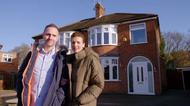 S01:E14 - Leicester: Semi-Detached