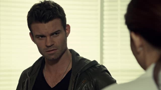 S03:E14 - Trading Places