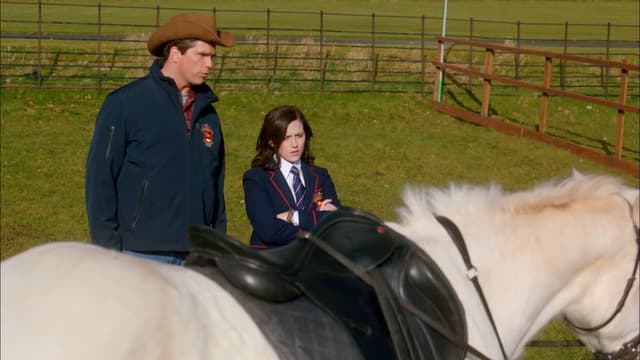 S01:E11 - Episode 11