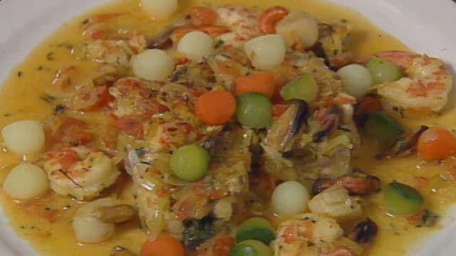 T03:C13 - S03:E13 - Chefs: Kelly Degala, Oliver Horion, and Reinhard Gerer